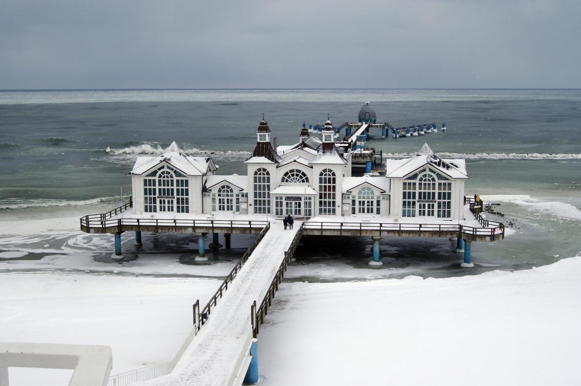 Ferienhaus Kress Rechts Sellin  Buitenkant foto